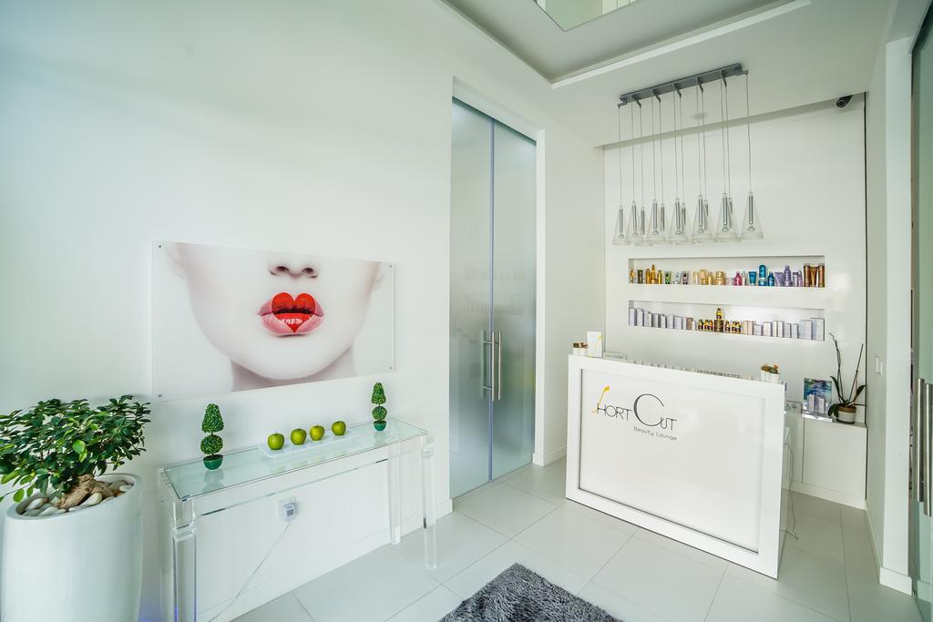 Espace Homes Marina * Dubai