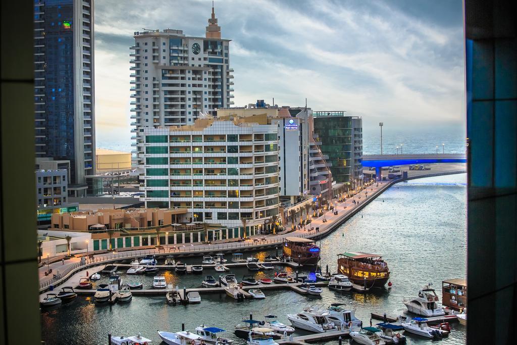 Espace Homes Marina * Dubai