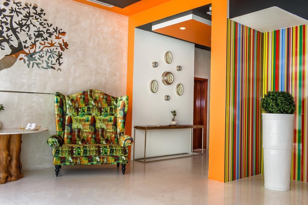 Espace Homes Marina * Dubai
